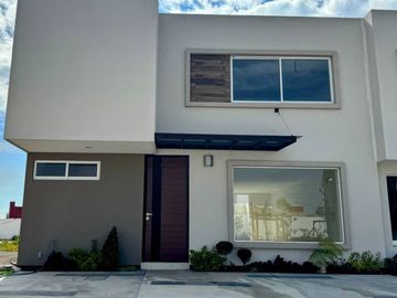 Casa nueva venta por Ave Tecnologico y las Torres