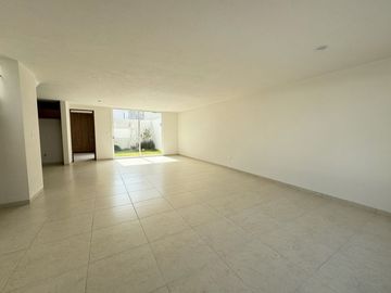 Casa nueva venta por Ave Tecnologico y las Torres
