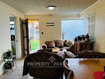 Casa en condominio en La Florida con suelo comercial