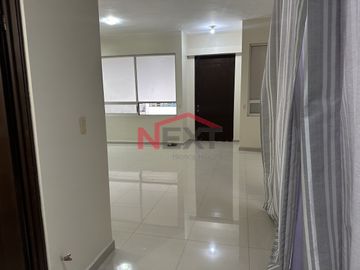 SE VENDE CASA EN LOS REALES