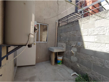 VENDO CASA EN FRACC. REAL VERONA, TECAMAC CERCA DE GRAN PATIO ECATEPEC