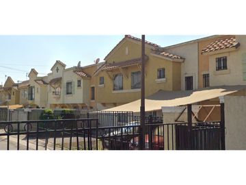 VENDO CASA EN FRACC. REAL VERONA, TECAMAC CERCA DE GRAN PATIO ECATEPEC