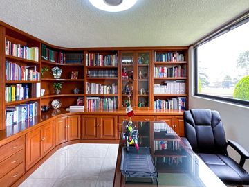 Casa en venta con vista al hoyo 4 del Campo de Golf en Chiluca