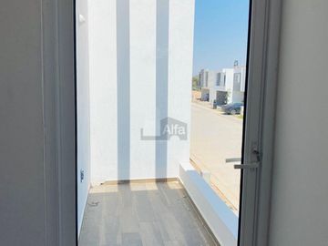 Casa EN VENTA, en fraccionamiento y Privada Fuentes de Magda en Villa de Pozos