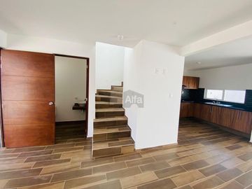 Casa EN VENTA, en fraccionamiento y Privada Fuentes de Magda en Villa de Pozos