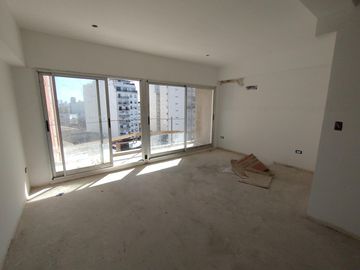 VENTA - MONOAMBIENTE DIVISIBLE  - ALMAGRO