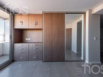 VENTA DEPARTAMENTO DE TRES DORMITORIOS CON BALCÓN Y AMENITIES  EN REPÚBLICA DE LA SEXTA