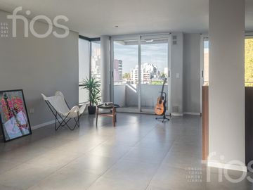 VENTA DEPARTAMENTO DE TRES DORMITORIOS CON BALCÓN Y AMENITIES  EN REPÚBLICA DE LA SEXTA