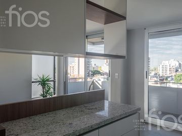 VENTA DEPARTAMENTO DE TRES DORMITORIOS CON BALCÓN Y AMENITIES  EN REPÚBLICA DE LA SEXTA