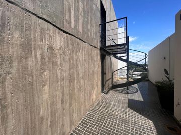 Venta departamento de un dormitorio y amenities en barrio Luis Agote de Rosario.