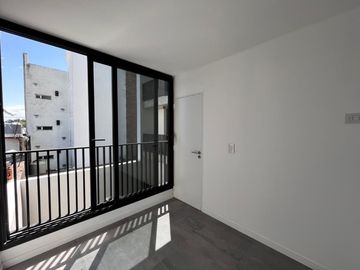 Venta departamento de un dormitorio y amenities en barrio Luis Agote de Rosario.