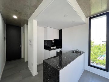Venta departamento de un dormitorio y amenities en barrio Luis Agote de Rosario.