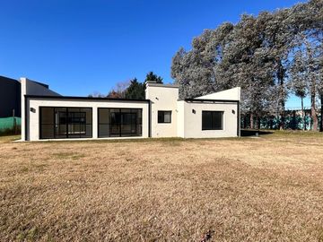 Casa en venta - Barrio Sausalito - APTA CREDITO