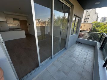 VENTA - MONOAMBIENTE DIVISIBLE - ALMAGRO