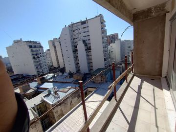 VENTA - MONOAMBIENTE DIVISIBLE  - ALMAGRO