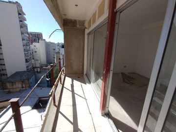 VENTA - MONOAMBIENTE DIVISIBLE  - ALMAGRO