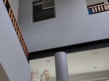 Cómoda casa, muy cercana al nuevo distribuidor de Mil Cumbres