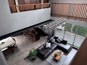 Cómoda casa, muy cercana al nuevo distribuidor de Mil Cumbres