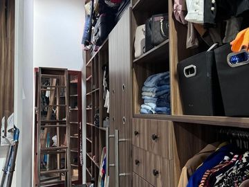 Cómoda casa, muy cercana al nuevo distribuidor de Mil Cumbres