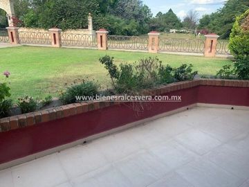 CASA EN VENTA EN TEQUISQUIAPAN  AMUEBLADA EN GRANJAS RESIDENCIALES ADRI