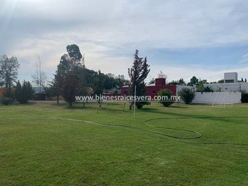 CASA EN VENTA EN TEQUISQUIAPAN  AMUEBLADA EN GRANJAS RESIDENCIALES ADRI