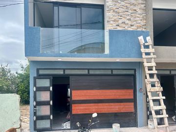 Casa Nueva en Venta Boca del Río con Alberca