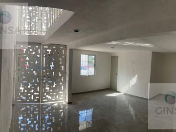 EXCELENTE OPCION EN VENTA O RENTA DE EDIFICIO PARA HOTEL DE 19 HABITACIONES  EN MOTUL, YUCATAN.