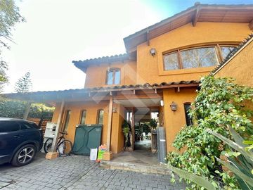 Casa en Venta en MANQUHEU NORTE / LAS ENCINAS
