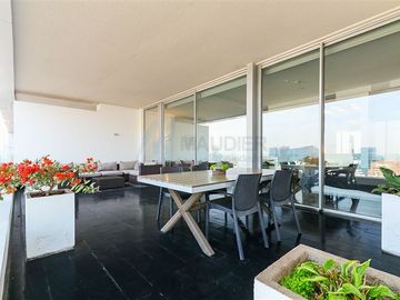 Departamento en Venta en EL GOLF - PLAZA PERU