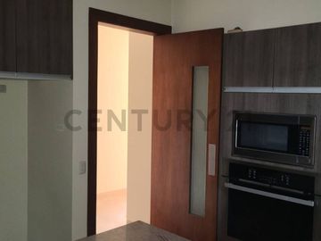 Alquiler Departamento con Vista al Río en Urb. Tenis Club, Samborondón