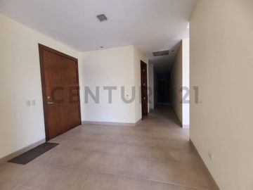 Alquiler Departamento con Vista al Río en Urb. Tenis Club, Samborondón