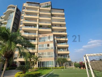 Alquiler Departamento con Vista al Río en Urb. Tenis Club, Samborondón