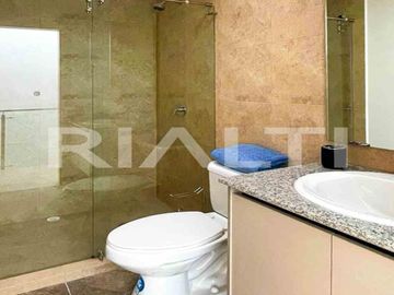 Exclusivas casas en venta con acabados de primera Sector San Camilo-Calderon
