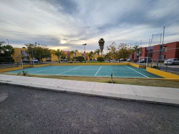 Se Vende Casa Duplex en Camino Real en PLANTA BAJA, de OPORTUNIDAD !!