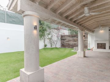 Casa en condominio en venta en Barrio Santa Catarina