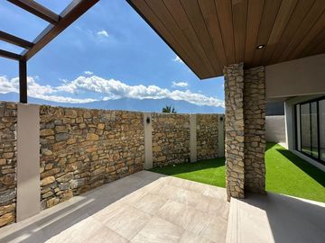 CASA EN VENTA EN BOSQUES DE LAS MISIONES RESERVA CARRETERA NACIONAL SANTIAGO