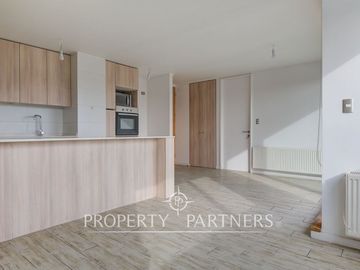 Departamento estilo mariposa en venta cercano a Metro Salvador, Providencia.