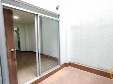 Departamentos en Venta de 3 y 2 dormitorios, en conjunto con seguridad, sector Alangasí