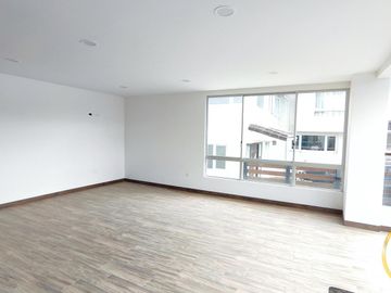 Departamentos en Venta de 3 y 2 dormitorios, en conjunto con seguridad, sector Alangasí