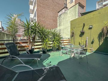 Casa de 3 dormitorios con oficina, quincho, patio y terraza