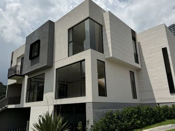 Casa  nueva en venta Bosque Real