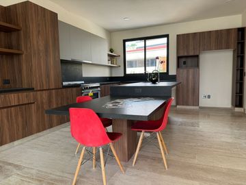 Casa  nueva en venta Bosque Real
