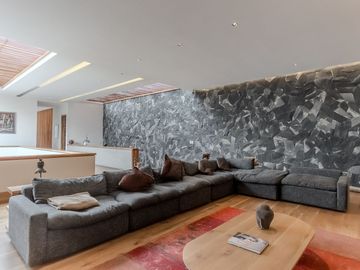Casa en Venta en JARDINES DEL PEDREGAL
