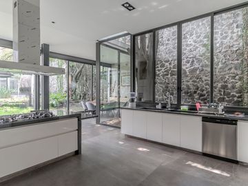 Casa en Venta en JARDINES DEL PEDREGAL