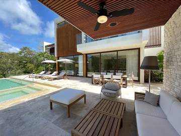 VILLA ROSEWOOD DE LUJO