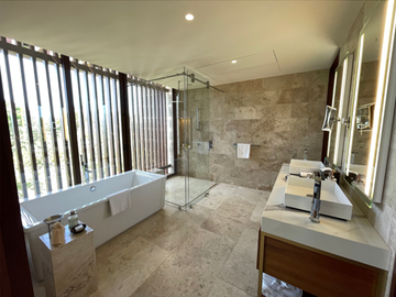 VILLA ROSEWOOD DE LUJO