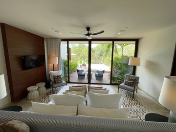 VILLA ROSEWOOD DE LUJO