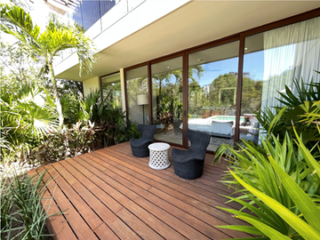 VILLA ROSEWOOD DE LUJO