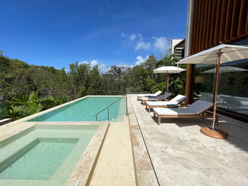 VILLA ROSEWOOD DE LUJO