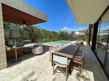 VILLA ROSEWOOD DE LUJO